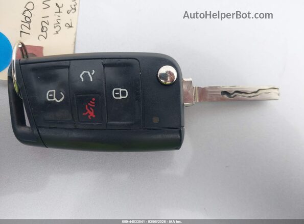 3VWC57BU5MM015732 2021 VOLKSWAGEN JETTA White Widok deski rozdzielczej