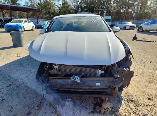 3VWC57BU6KM112256 2019 VOLKSWAGEN JETTA White 