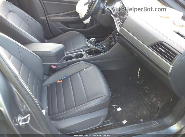 3VWC57BU6MM014024 2021 VOLKSWAGEN JETTA Gray Widok wnętrza z przodu