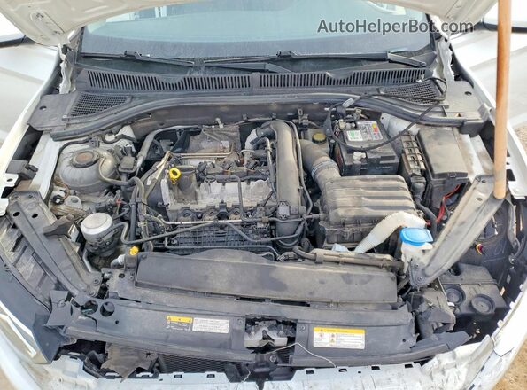 3VWC57BU7MM082610 2021 VOLKSWAGEN JETTA White Vista interior trasera