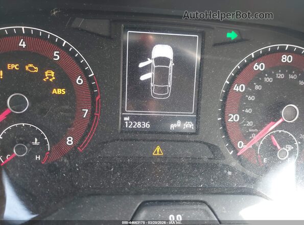 3VWC57BUXKM028747 2019 VOLKSWAGEN JETTA Серый 