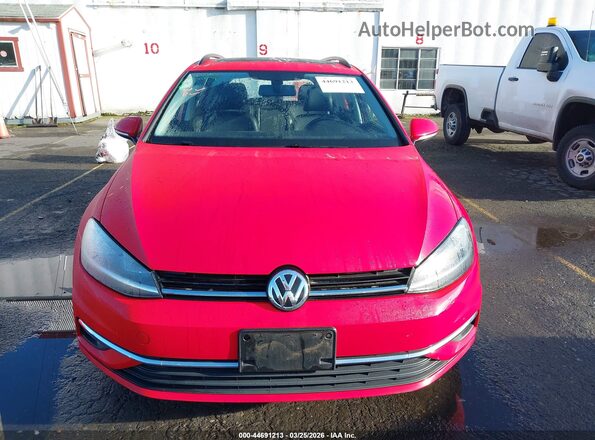 3VWD17AU5JM768030 2018 VOLKSWAGEN GOLF Red 