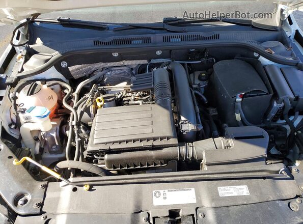 3VWDB7AJXHM338619 2017 VOLKSWAGEN JETTA White Vista interior trasera
