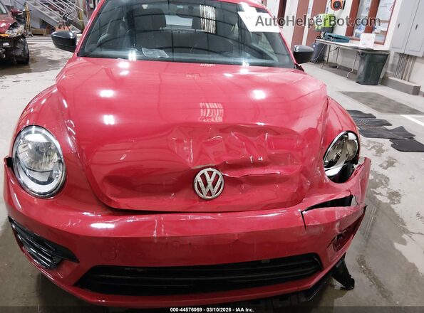 3VWFD7AT1JM707488 2018 VOLKSWAGEN BEETLE Red Widok zestawu wskaźników