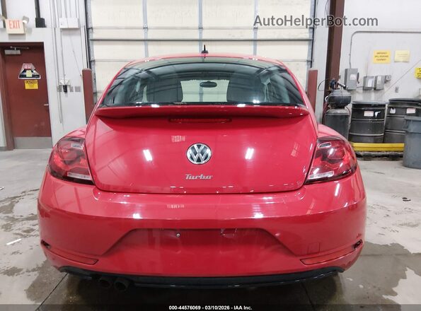 3VWFD7AT1JM707488 2018 VOLKSWAGEN BEETLE Red 