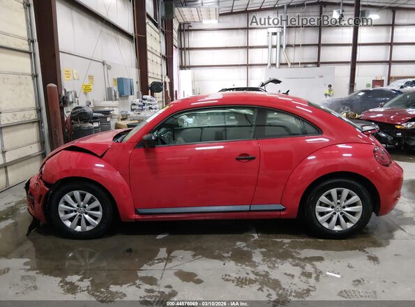 3VWFD7AT1JM707488 2018 VOLKSWAGEN BEETLE Red Widok wnętrza 360 stopni