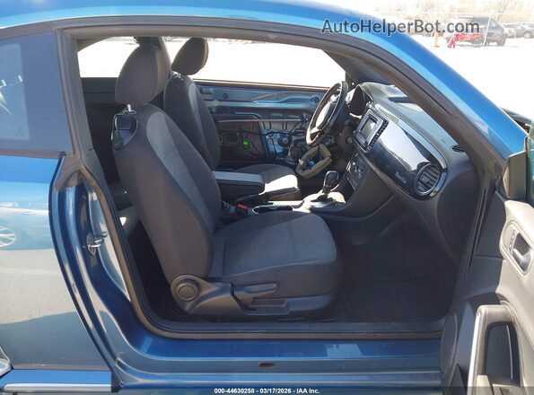 3VWFD7AT2KM712717 2019 VOLKSWAGEN BEETLE Blue 