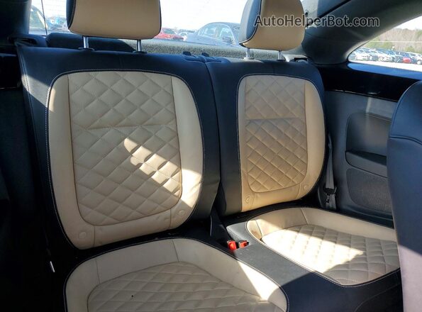 3VWFD7AT2KM719232 2019 VOLKSWAGEN BEETLE Blue 
