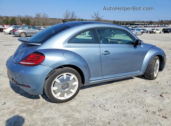 3VWFD7AT2KM719232 2019 VOLKSWAGEN BEETLE Blue 
