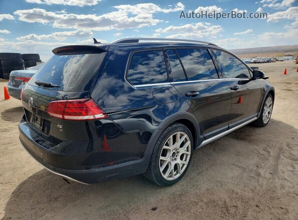 3VWM17AU4JM756855 2018 VOLKSWAGEN GOLF Black Tył prawy
