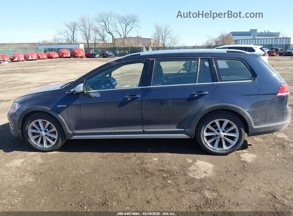 3VWM17AU8JM766546 2018 VOLKSWAGEN GOLF Черный Панорамный вид салона 360°