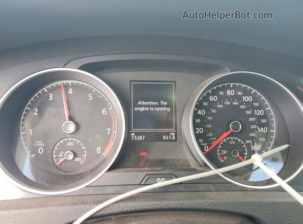 3VWW57AU8LM010540 2020 VOLKSWAGEN GOLF White Widok zestawu wskaźników
