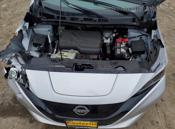 1N4AZ1BV0PC561970 2023 NISSAN LEAF Серебряный Вид задней части салона