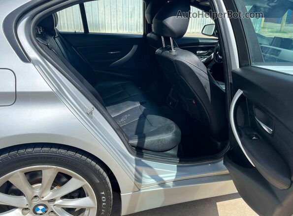 WBA8E1G59JNU89642 2018 BMW OTHER Серебряный 