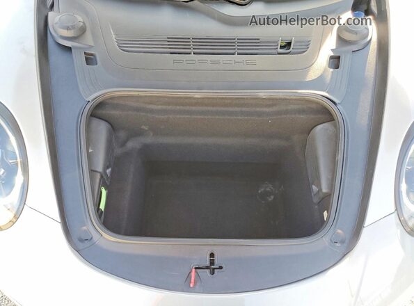 WP0CD2A93JS162091 2018 PORSCHE 911 Gray ძრავის განყოფილების ხედი