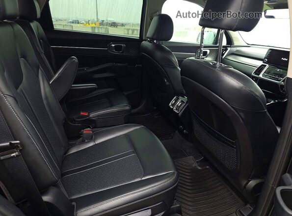 5XYRKDLF9NG112970 2022 KIA SORENTO Black Vista interior delantera