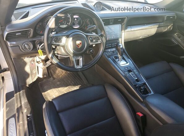 WP0CD2A93JS162091 2018 PORSCHE 911 Gray ხელსაწყოთა პანელის ხედი