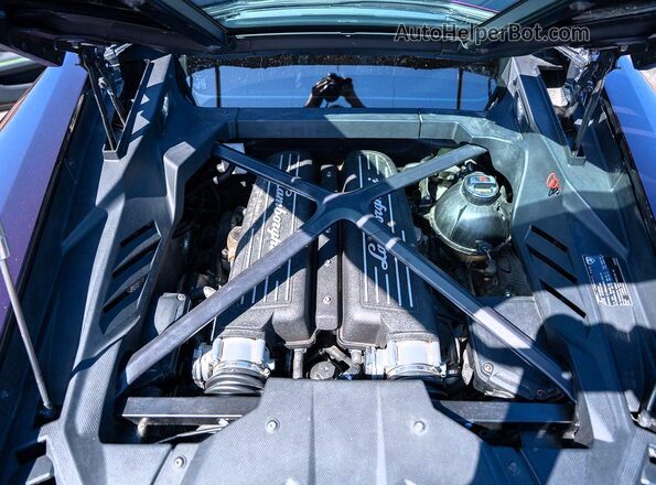 ZHWUF4ZF4LLA12776 2020 LAMBORGHINI HURACAN Purple წინა პანელის ხედი