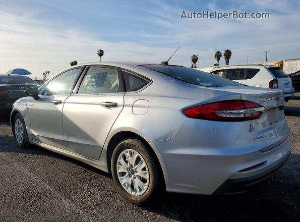 3FA6P0G70KR114002 2019 FORD FUSION Серебряный 