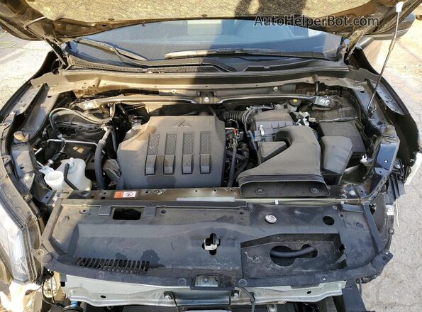 JA4ATWAA2SZ022466 2025 MITSUBISHI ECLIPSE Black Շարժիչի բաժամունքի տեսք