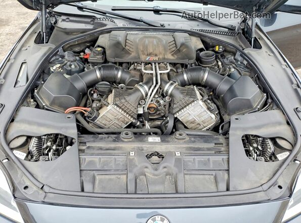 WBS6E9C54JG437590 2018 BMW M6 Gray Vista del compartimento del motor
