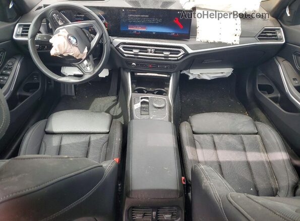 3MW69FF01R8D92674 2024 BMW 3 SERIES Gray ხელსაწყოთა პანელის ხედი