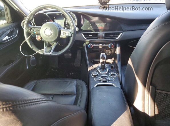 ZARFAMAN0L7626996 2020 ALFA ROMEO GIULIA Синий Вид щитка приборов