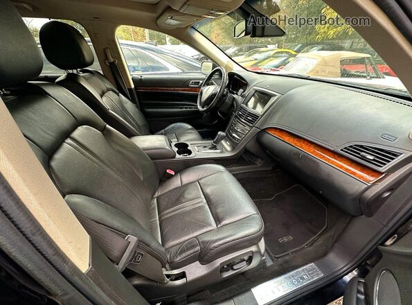 2LMHJ5AT1GBL01391 2016 LINCOLN TOWNHOUSE MKT Black Вид ззаду
