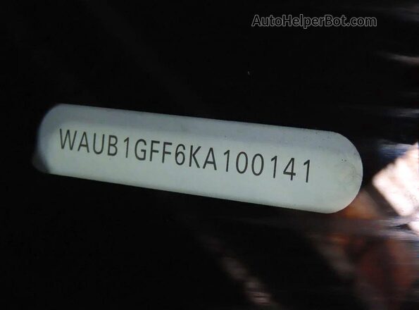 WAUB1GFF6KA100141 2019 AUDI S3 Blue Սալոնի հետևի տեսք