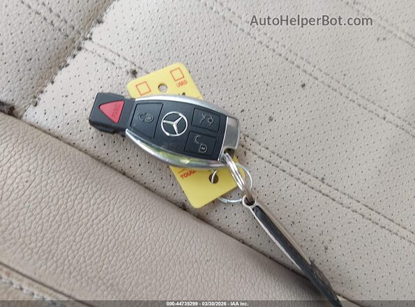 4JGDA5HB4HA988774 2017 MERCEDES-BENZ GLE 350 White Widok deski rozdzielczej