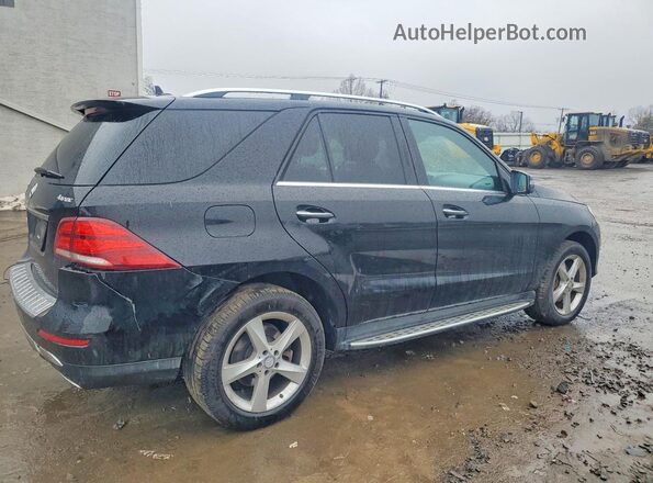 4JGDA5HB9GA779965 2016 MERCEDES-BENZ GLE Black Հետևի աջ