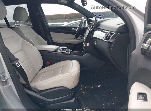 4JGDA5JB3JB086367 2018 MERCEDES-BENZ GLE 350 Silver Vista interior delantera