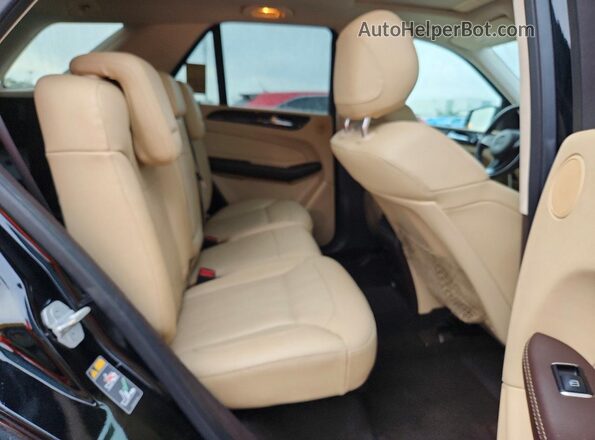 4JGDA5JB9GA705309 2016 MERCEDES-BENZ GLE Black Widok wnętrza z tyłu