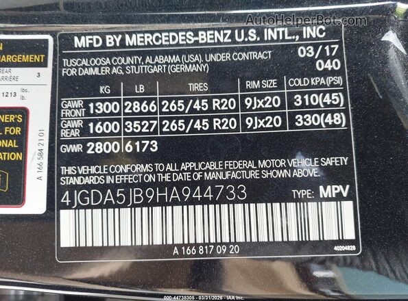 4JGDA5JB9HA944733 2017 MERCEDES-BENZ GLE 350 Black Widok komory silnika
