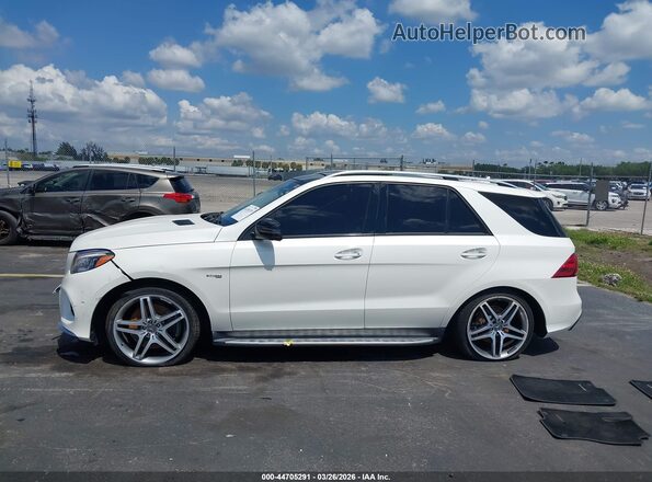 4JGDA6EB7JB046373 2018 MERCEDES-BENZ AMG GLE 43 White Widok wnętrza 360 stopni