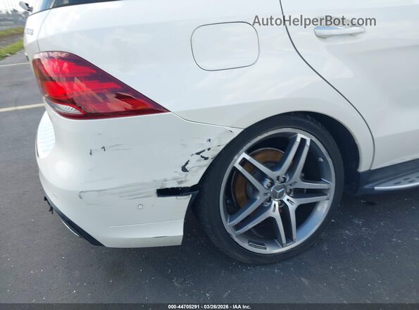 4JGDA6EB7JB046373 2018 MERCEDES-BENZ AMG GLE 43 White Widok z przodu