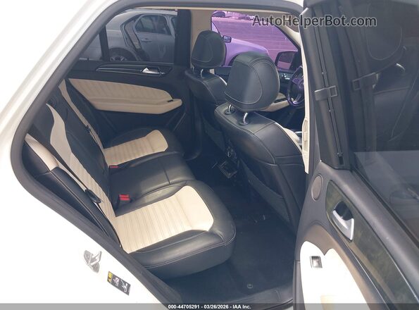 4JGDA6EB7JB046373 2018 MERCEDES-BENZ AMG GLE 43 White Widok naklejki z numerem VIN