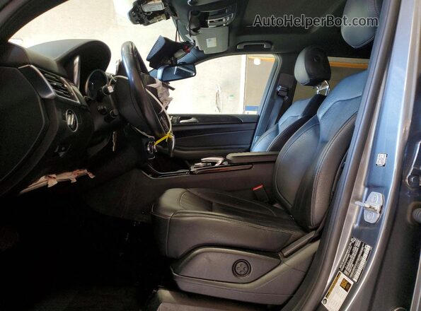 4JGDF6EE1HA917988 2017 MERCEDES-BENZ GLS Gray Vista interior delantera