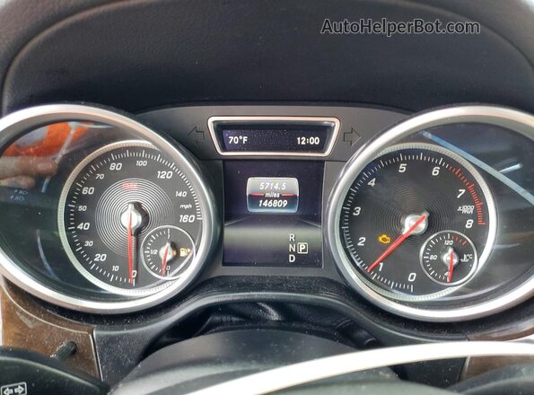 4JGDF6EE3HA779693 2017 MERCEDES-BENZ GLS-CLASS Charcoal Հետևի նստատեղերի տեսք