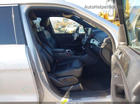 4JGDF6EE4HA889586 2017 MERCEDES-BENZ GLS 450 Silver წინა სალონის ხედი