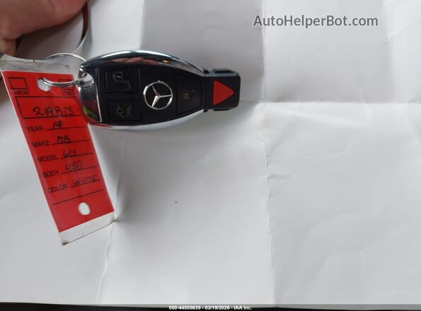 4JGDF6EE9KB219873 2019 MERCEDES-BENZ GLS 450 White Առջևի վահանակի տեսք