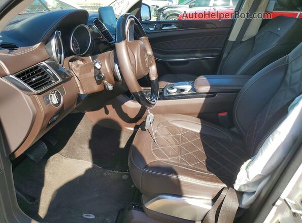 4JGDF7DE3HA972398 2017 MERCEDES-BENZ GLS White Вид салону спереду