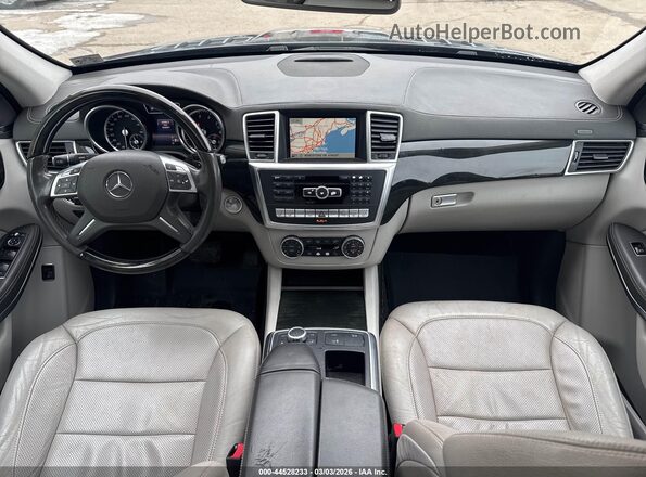 4JGDF7DE5GA684395 2016 MERCEDES-BENZ GL 550 Серый Вид спереди