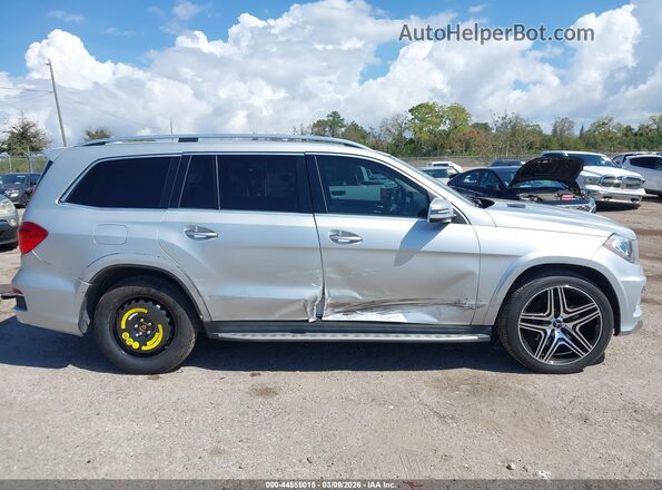 4JGDF7DEXGA646855 2016 MERCEDES-BENZ GL 550 Silver Rear interior view