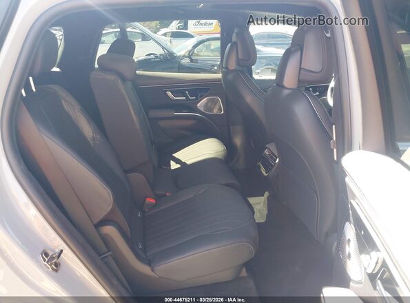 4JGDM4EB7PA015750 2023 MERCEDES-BENZ EQS 580 SUV Gray VIN կոդի պիտակի տեսք