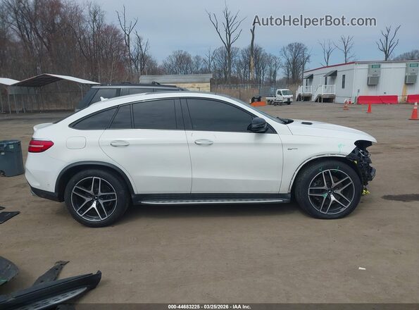 4JGED6EB9JA088982 2018 MERCEDES-BENZ AMG GLE 43 COUPE White Vista interior trasera