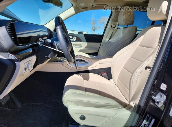 4JGFB4FB1RA974822 2024 MERCEDES-BENZ GLE Black Vista interior delantera