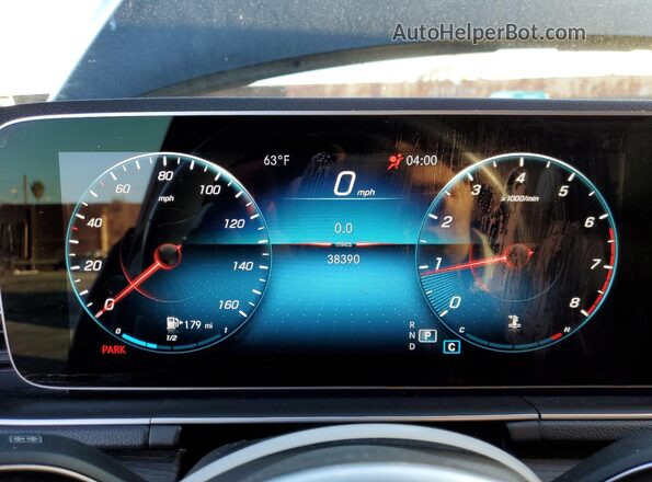 4JGFB4KB5NA645749 2022 MERCEDES-BENZ GLE Black Սարքավորումների վահանակի տեսք