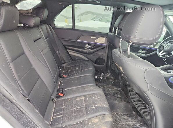 4JGFB4KB5NA819299 2022 MERCEDES-BENZ GLE White Rear seats view