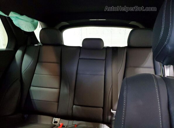 4JGFB4KB7NA827274 2022 MERCEDES-BENZ GLE Black Widok tylnych siedzeń